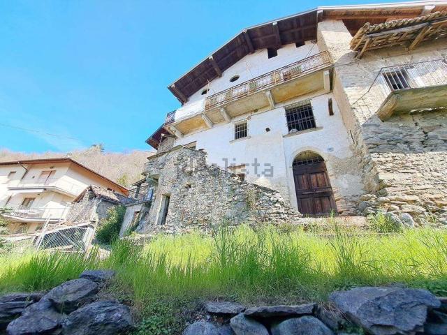 Villetta bifamiliare in vendita di 180 m² in Località Travisa