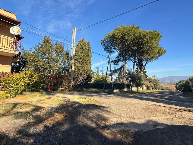 Villetta bifamiliare in vendita di 180 m² in Piazza Pietro Nenni