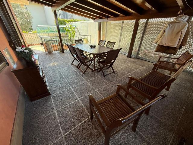 Villetta bifamiliare in vendita di 180 m² in Piazza S.Michele, 8