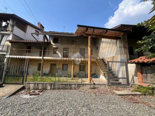 Villetta bifamiliare in vendita di 180 m² in Strada Carossia, 20