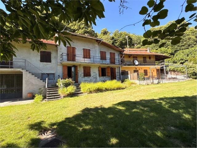 Villetta bifamiliare in vendita di 180 m² in Via Talucco Basso, 62