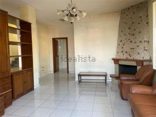 Villetta bifamiliare in vendita di 180 m² in Via Tito Livio, 8