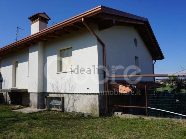 Villetta bifamiliare in vendita di 180 m² in Via Viola, 29