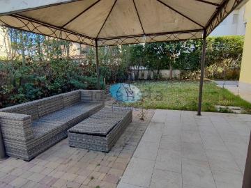 Villetta bifamiliare in vendita di 180 m² in Via Alcide de Gasperi
