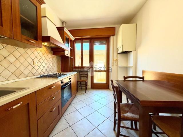Villetta bifamiliare in vendita di 180 m² in Via Antoniana, 2