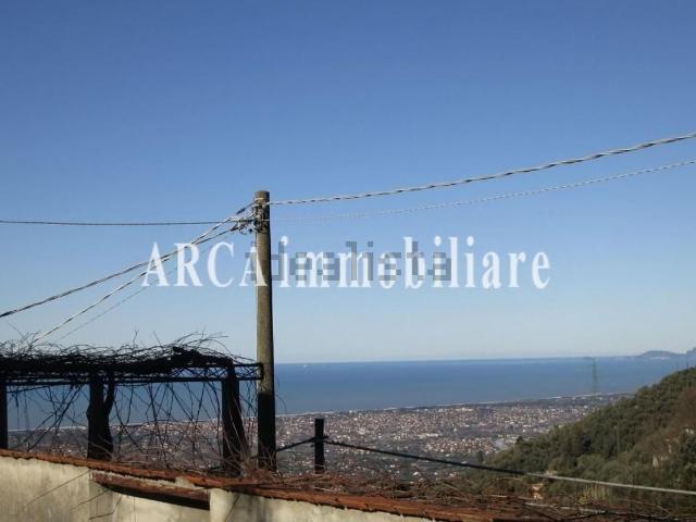Villetta bifamiliare in vendita di 180 m² in Via Capezzano