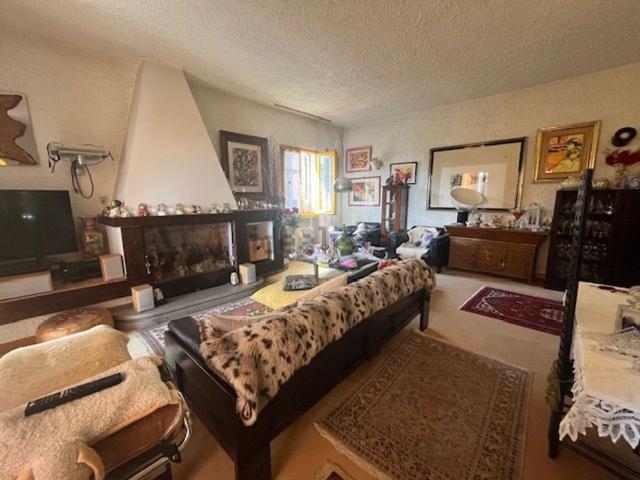 Villetta bifamiliare in vendita di 180 m² in Via Colle Palombara