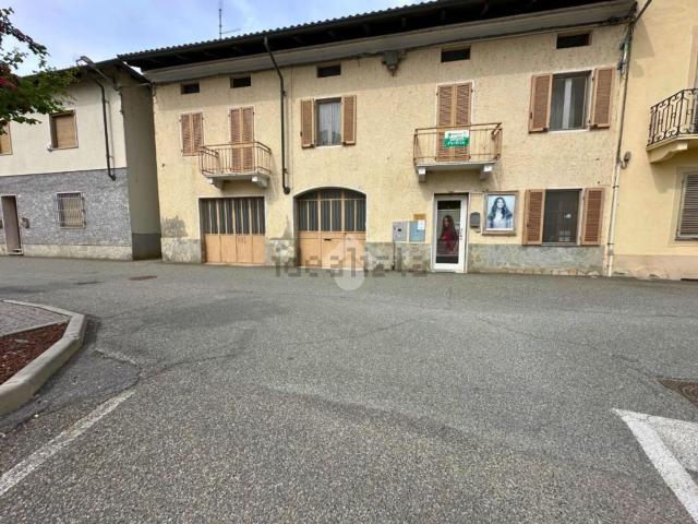 Villetta bifamiliare in vendita di 180 m² in Via D&apos Angennes, 27