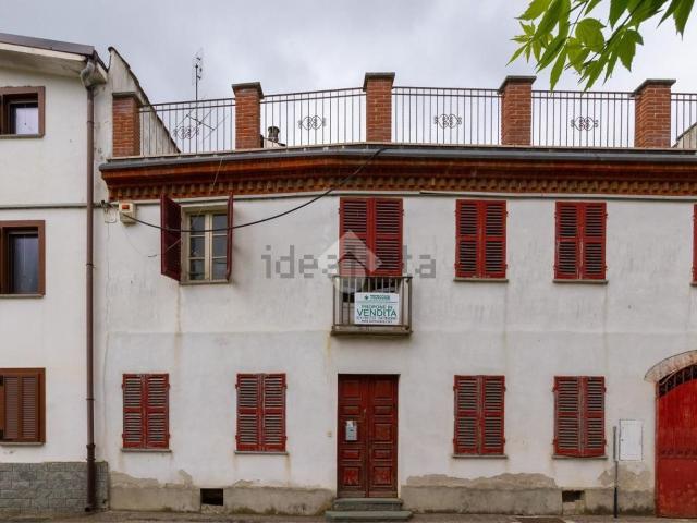 Villetta bifamiliare in vendita di 180 m² in Via Guglielmo Marconi, 14