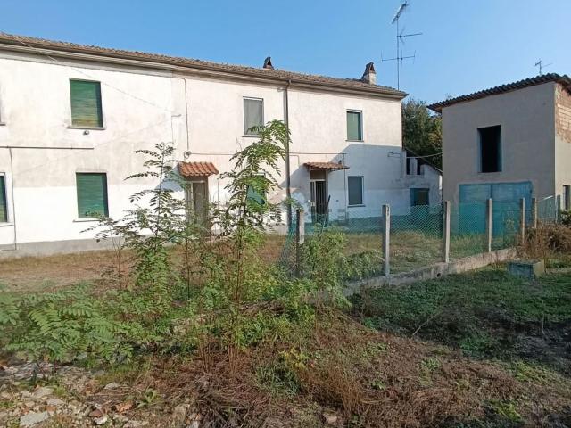 Villetta bifamiliare in vendita di 180 m² in Via Marconi