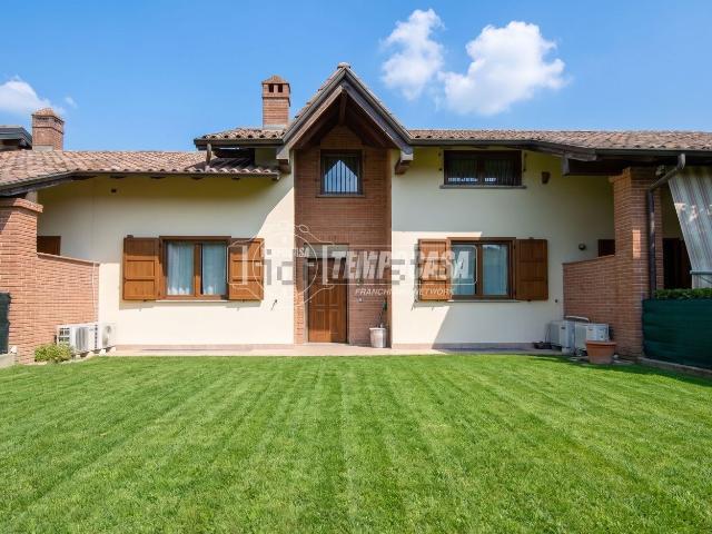 Villetta bifamiliare in vendita di 180 m²