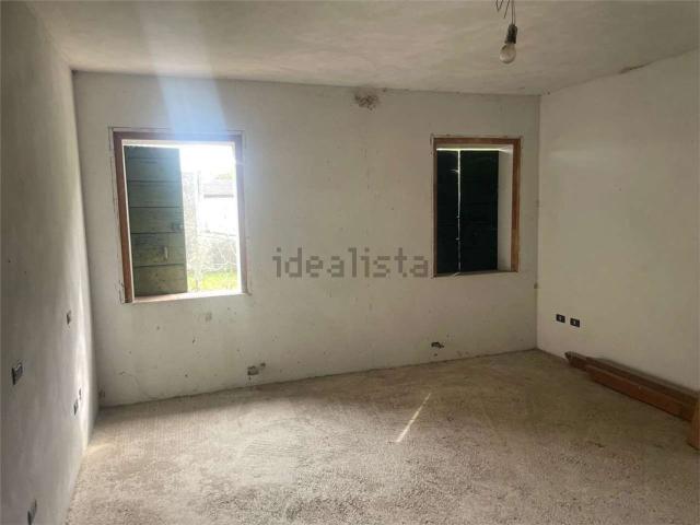 Villetta bifamiliare in vendita di 180 m² in Via Roma
