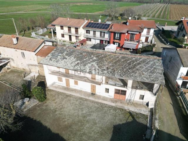 Villetta bifamiliare in vendita di 180 m² in Via Sant&apos Anna, 112