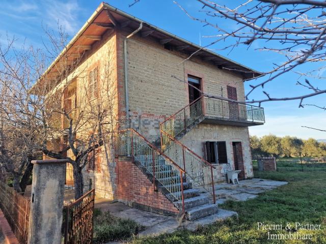 Villetta bifamiliare in vendita di 180 m² in Via San Biagio