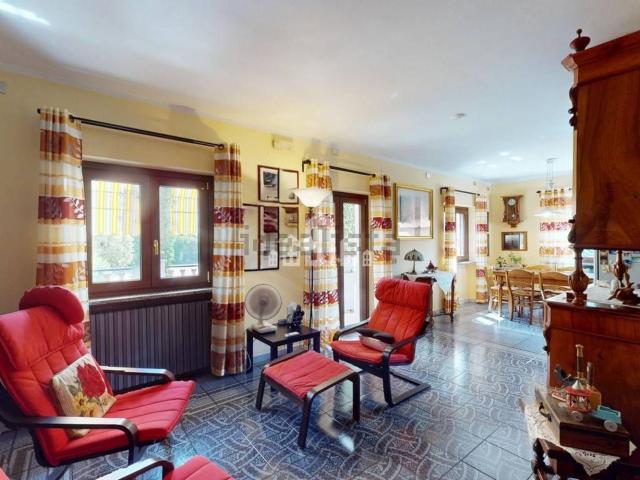 Villetta bifamiliare in vendita di 180 m² in Via San Grato, 25