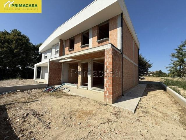 Villetta bifamiliare in vendita di 180 m² in Viale Don Luigi Sturzo