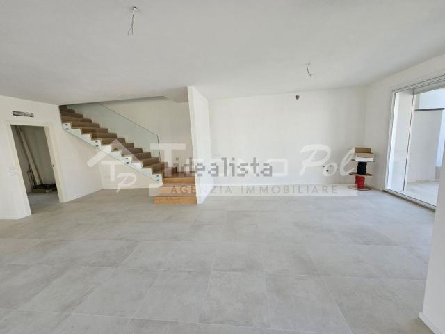 Villetta bifamiliare in vendita di 180 m²