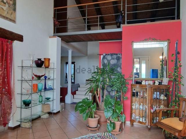 Villetta bifamiliare in vendita di 180 m²