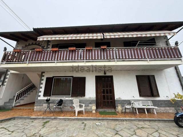 Villetta bifamiliare in vendita di 180 m²