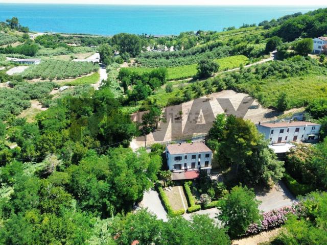 Villetta bifamiliare in vendita di 180 m²