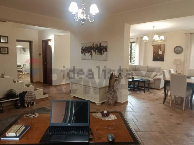 Villetta bifamiliare in vendita di 180 m²