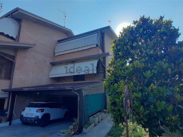 Villetta bifamiliare in vendita di 180 m²