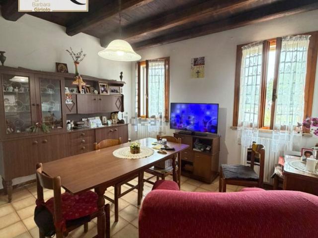 Villetta bifamiliare in vendita di 180 m²