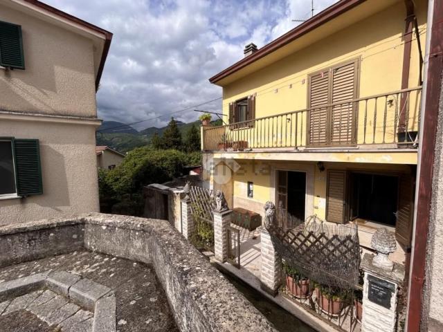 Villetta bifamiliare in vendita di 180 m²