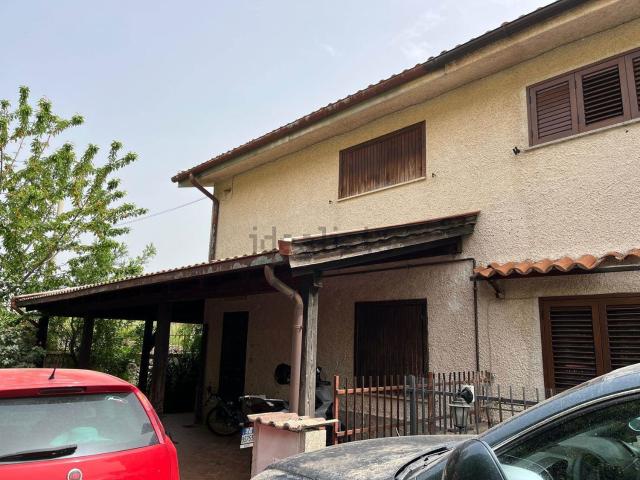 Villetta bifamiliare in vendita di 180 m²