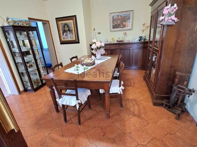 Villetta bifamiliare in vendita di 180 m²