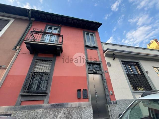 Case e ville in vendita di 181 m² in Via Giovanni Cena, 25