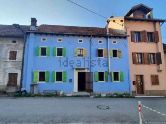 Villetta bifamiliare in vendita di 181 m² in Via I Maggio, 39