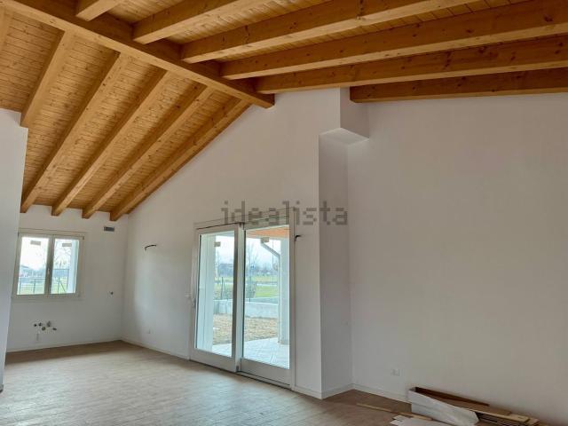 Villetta bifamiliare in vendita di 181 m² in Viale XXV Aprile