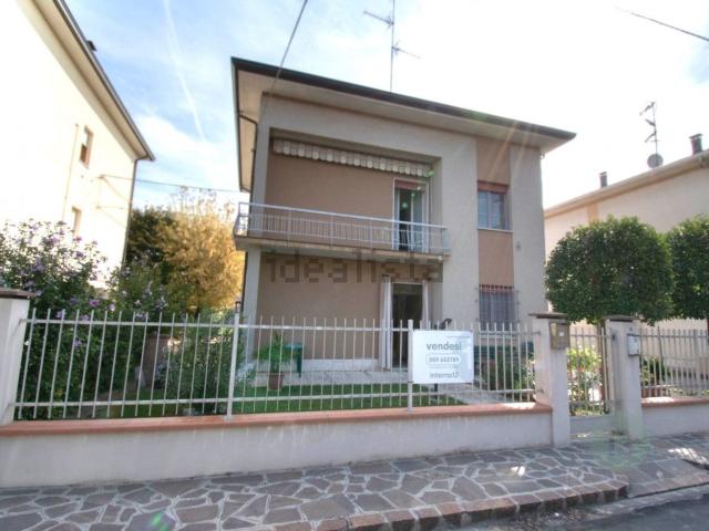 Villetta bifamiliare in vendita di 182 m² in Via Oddino Morgari, 16