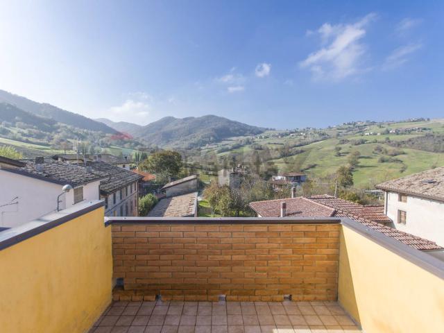 Villetta bifamiliare in vendita di 182 m² in Via Silvani, 24