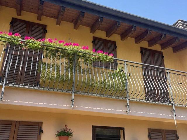 Villetta a schiera in vendita di 182 m² in Via Francesco Olgiati, 38