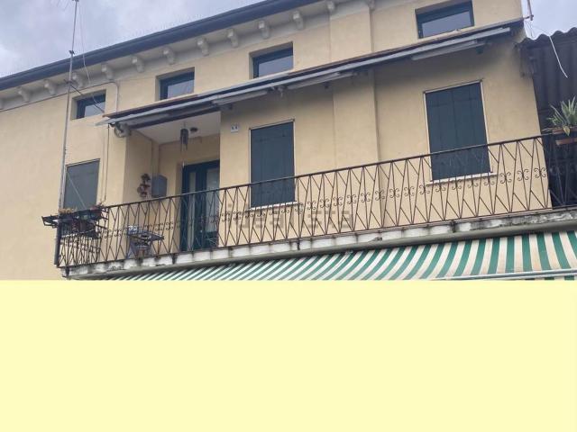 Villetta bifamiliare in vendita di 187 m²