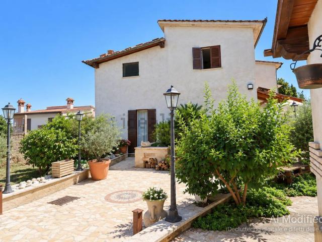Villetta bifamiliare in vendita di 184 m² in Via Balzo delle Pernici, 20