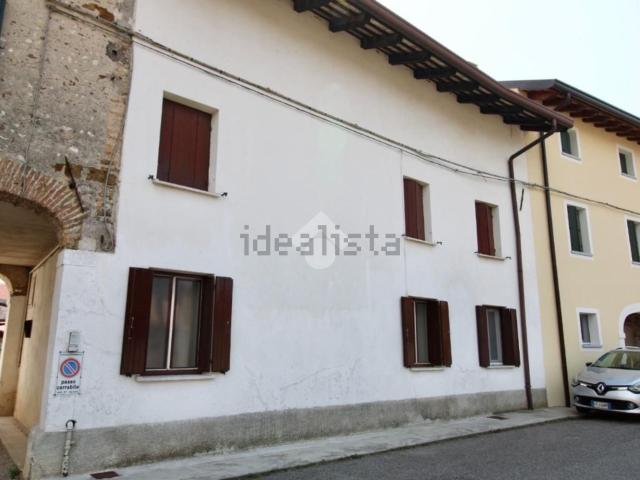 Villetta bifamiliare in vendita di 184 m² in Via Canonica, 4