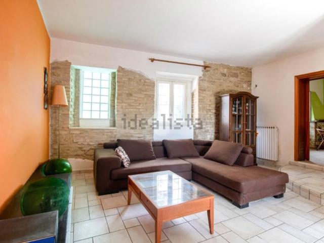 Villetta bifamiliare in vendita di 184 m² in Via della Giustizia, 5