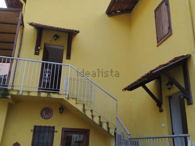 Villetta bifamiliare in vendita di 185 m² in Corso Cesare Alfieri, 18