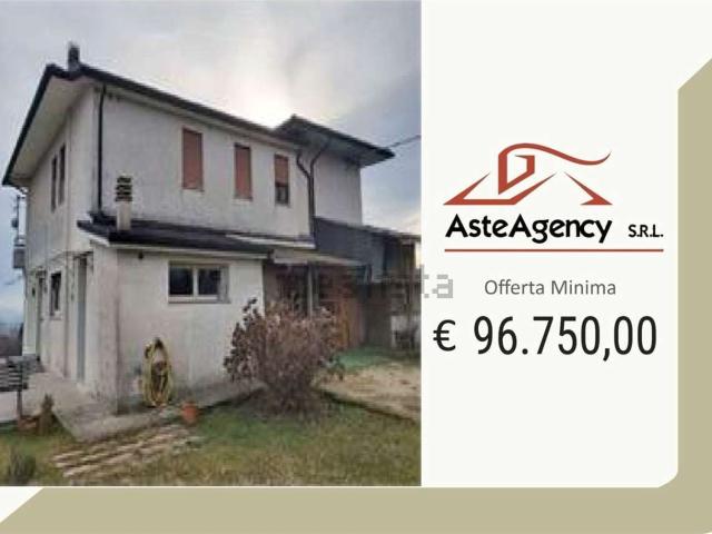 Villetta bifamiliare in vendita di 185 m² in Via Torricelle, 47