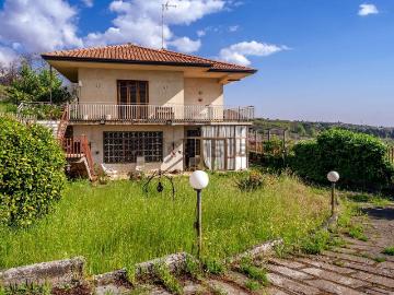 Villetta bifamiliare in vendita di 186 m² in Via Alcide de Gasperi, 55