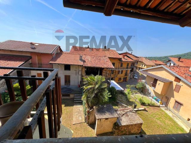 Villetta bifamiliare in vendita di 186 m² in Via Pietro Micheletto, 6