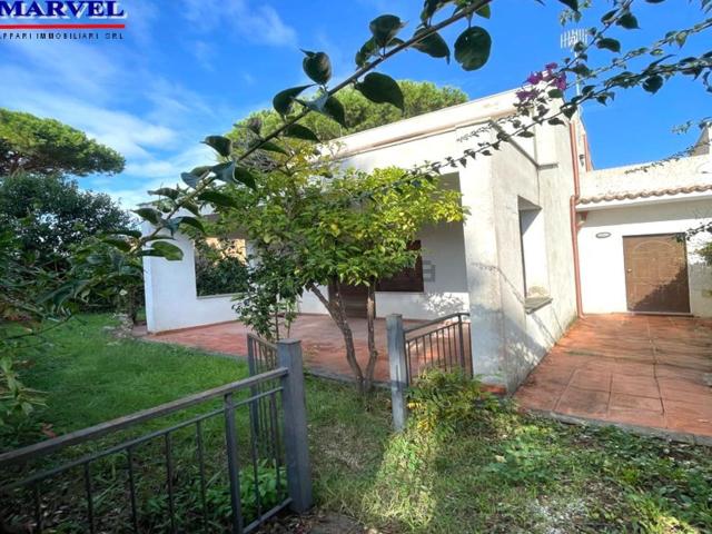Villetta bifamiliare in vendita di 188 m² in Via Degli Alvethna