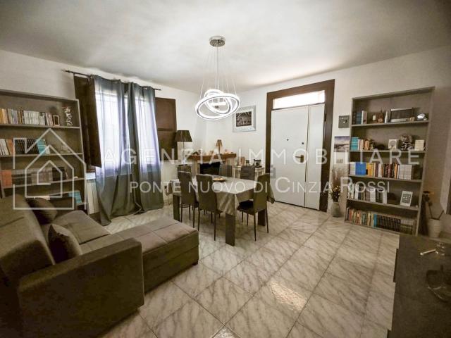 Villetta bifamiliare in vendita di 188 m²