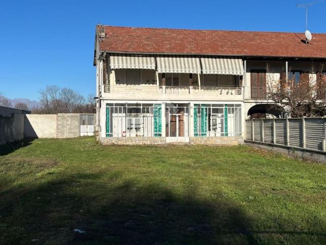 Villetta bifamiliare in vendita di 193 m² in Via Ciriè, 78