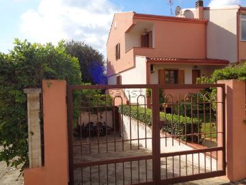 Villetta bifamiliare in vendita di 190 m² in Via Alessandro Volta, 20