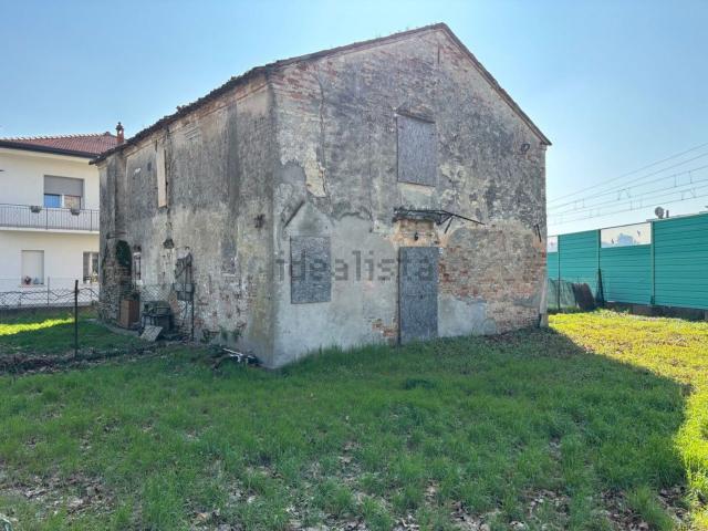 Villetta bifamiliare in vendita di 190 m² in Via Asseggiano