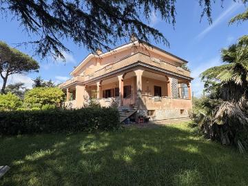 Via Serena Anzio, Anzio, Latina Lazio